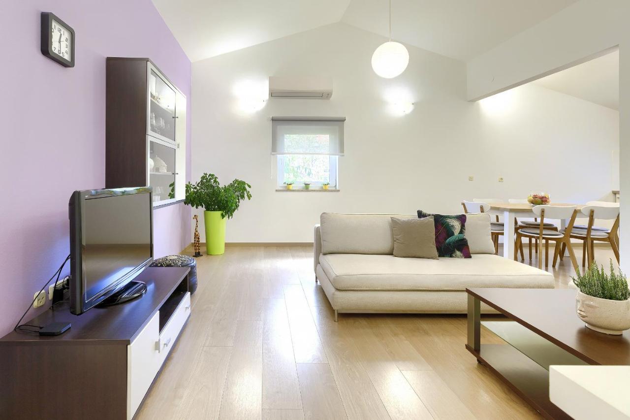 Homestay بولا المظهر الخارجي الصورة